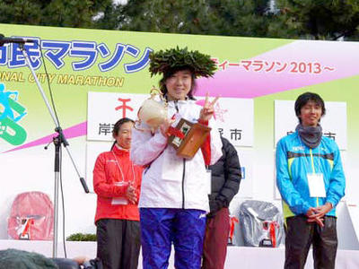 表彰式　優勝　猪野選手