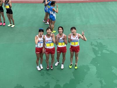 右から　日吉　藤村晶　清水　平野