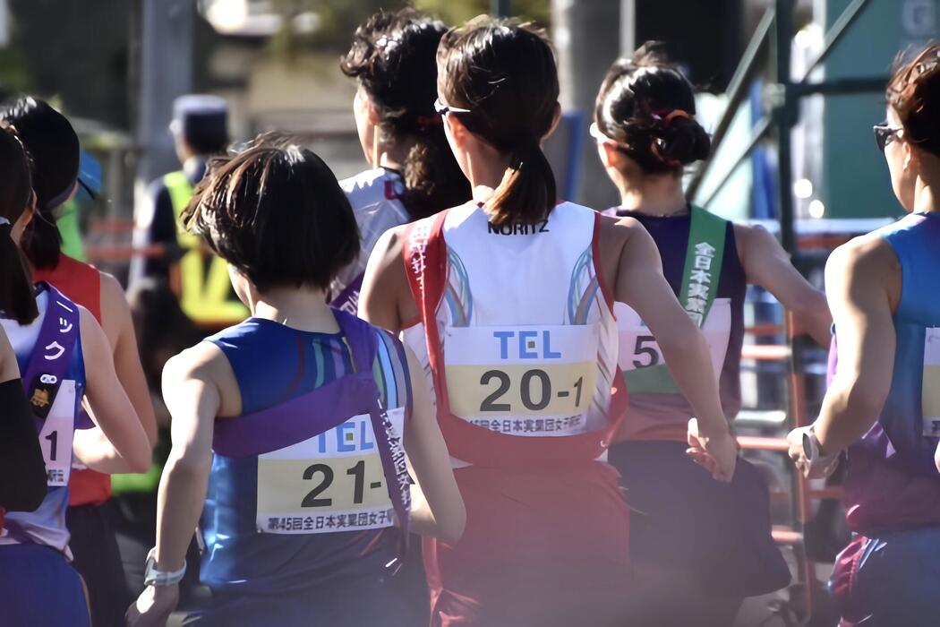 スタート　1区小林