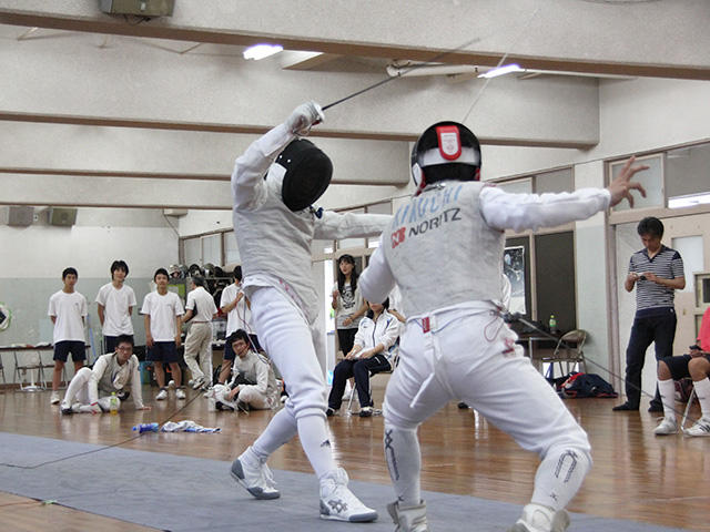 右側　菊池選手