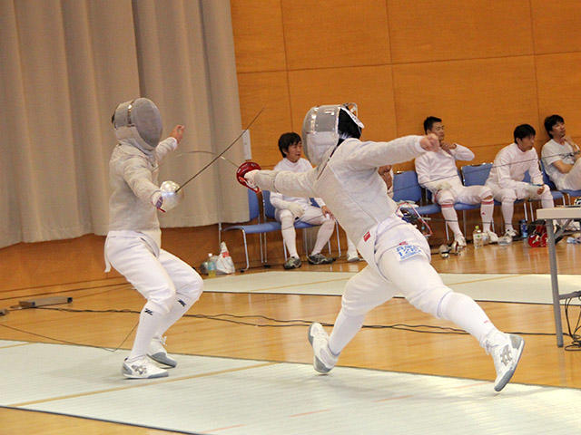 右側 澤田選手