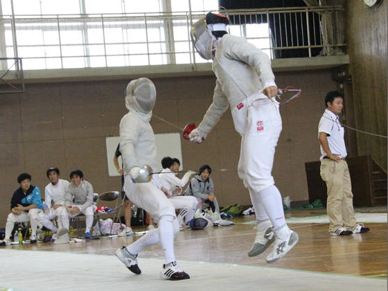 右側　澤田選手