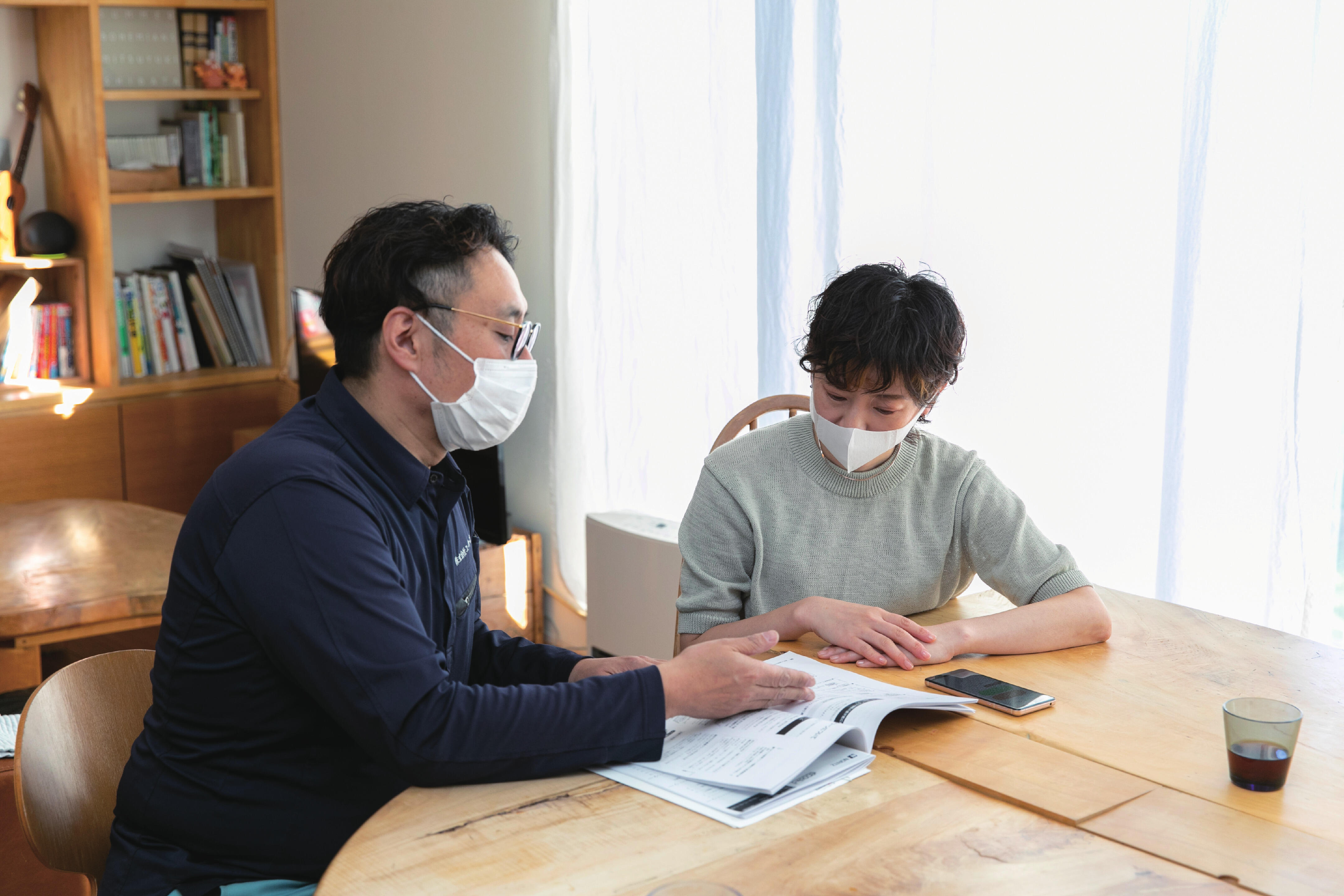 新しくなった給湯器の使用方法を説明する